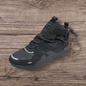 Lacoste Men's Run Breaker GTX Suede Sneakers Size - BRAND NEW